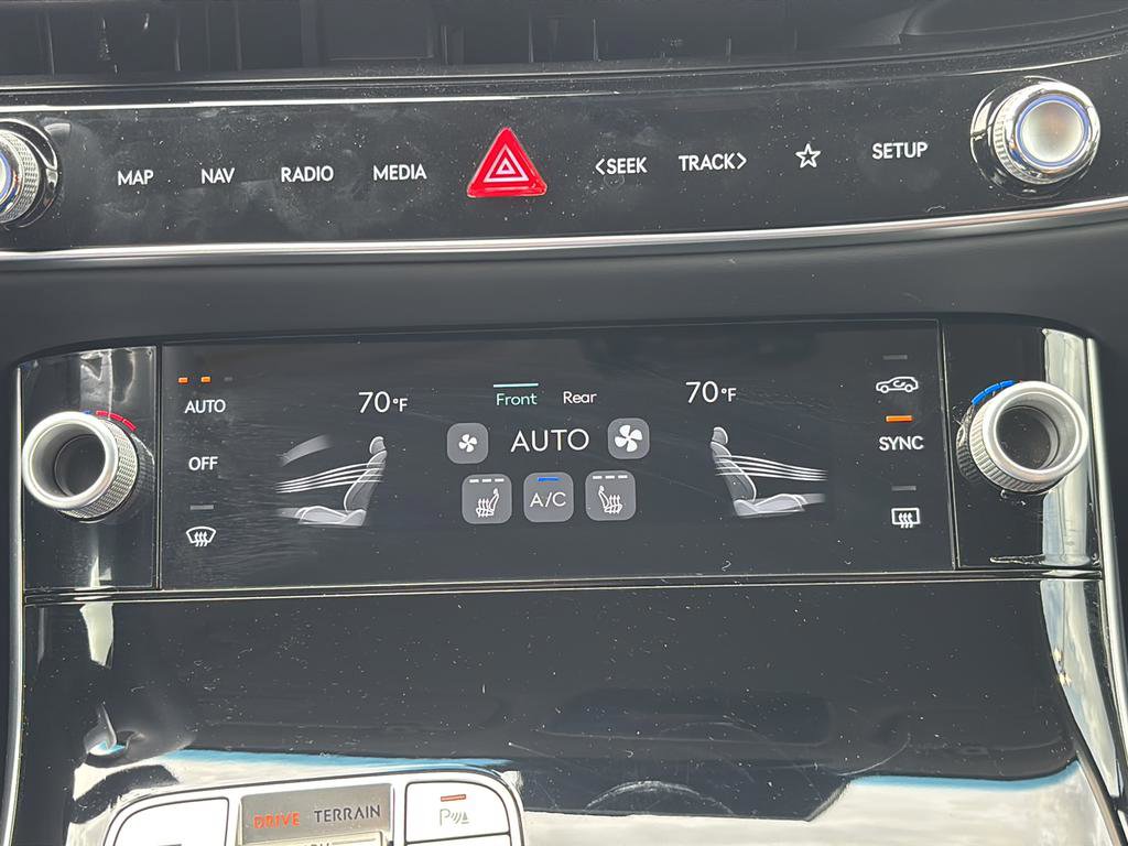 Certified 2026 Genesis GV70 2.5T image 31