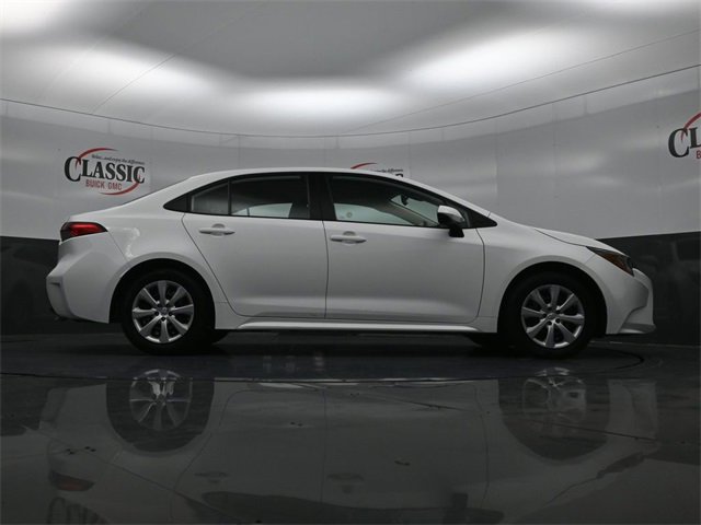 Used 2024 Toyota Corolla LE image 28