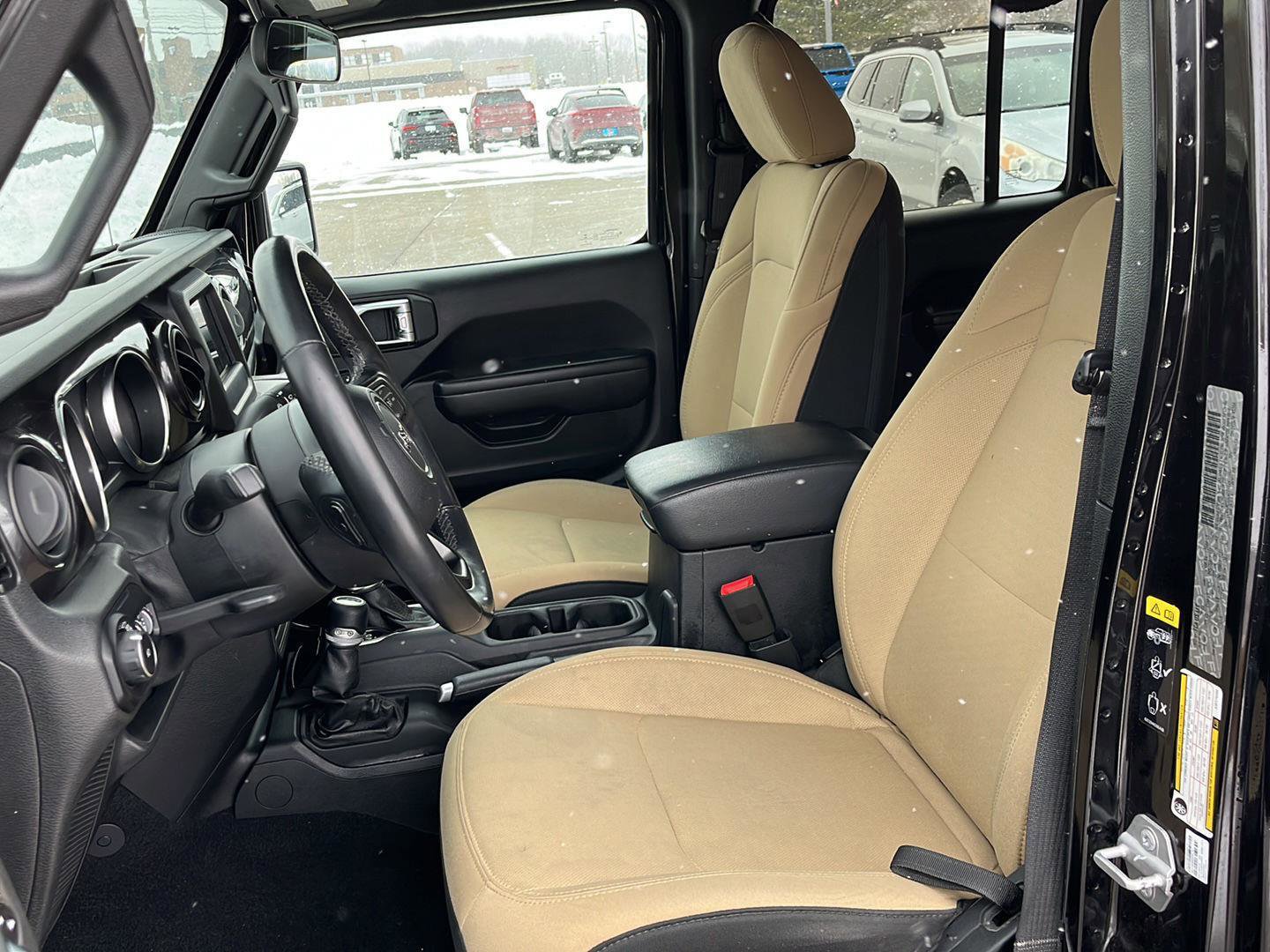 Used 2020 Jeep Wrangler Unlimited Sport image 23