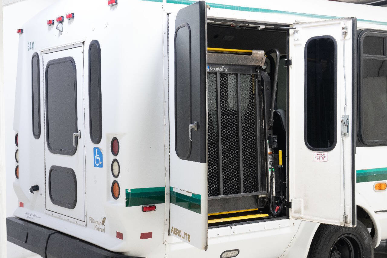 Used 2016 Ford E-350 and Econoline 350 Super Duty w/ Shuttle Bus Prep Package image 18