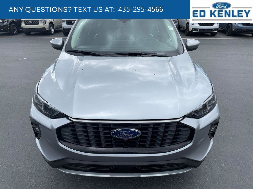 Used 2024 Ford Escape Platinum image 27