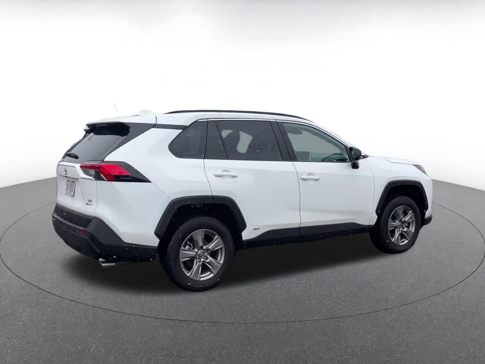 Used 2025 Toyota RAV4 LE image 15