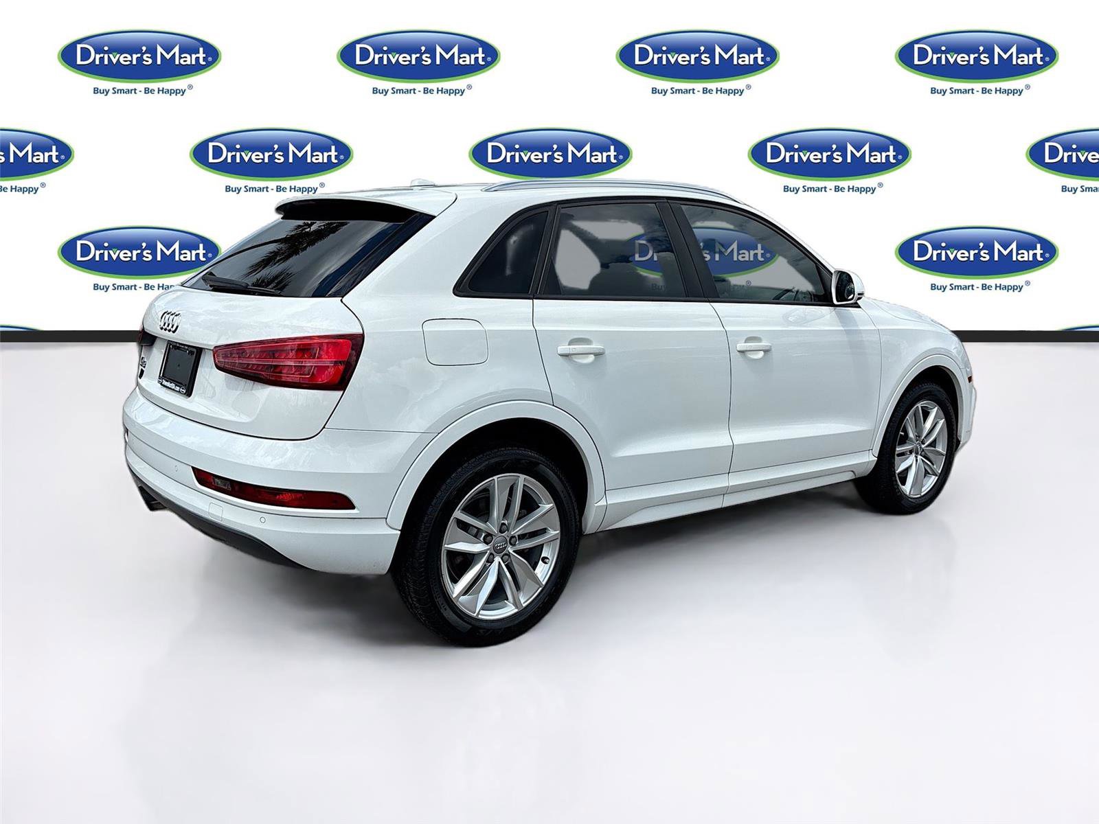 Used 2017 Audi Q3 2.0T Premium w/ Convenience Package FWD image 7