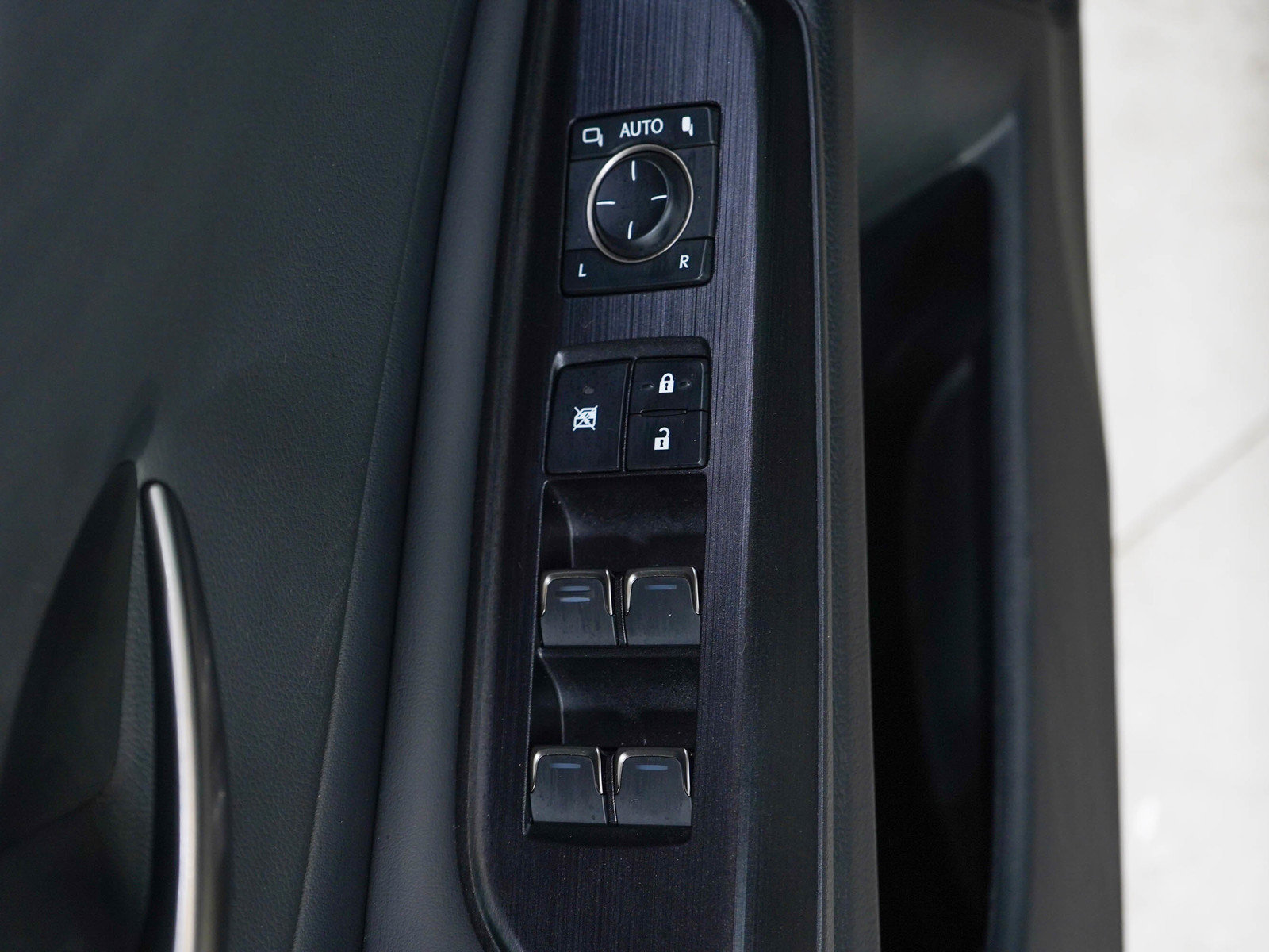 Used 2021 Lexus ES 350 FWD image 19