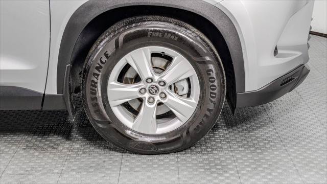 Used 2025 Toyota Grand Highlander FWD image 33