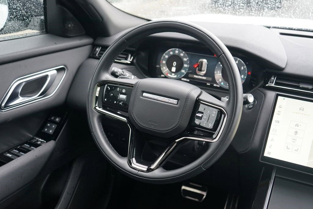 Used 2025 Land Rover Range Rover Velar Dynamic SE image 23