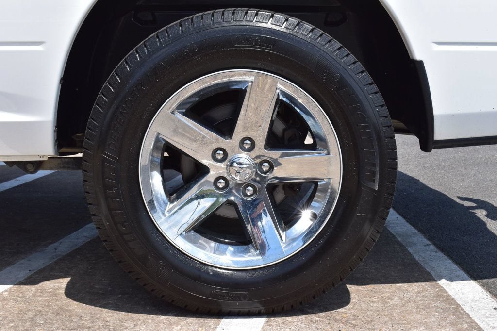 Used 2016 RAM 1500 Express AWD/4WD image 11