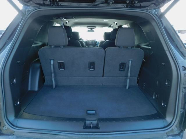Used 2023 Chevrolet Traverse LT image 11