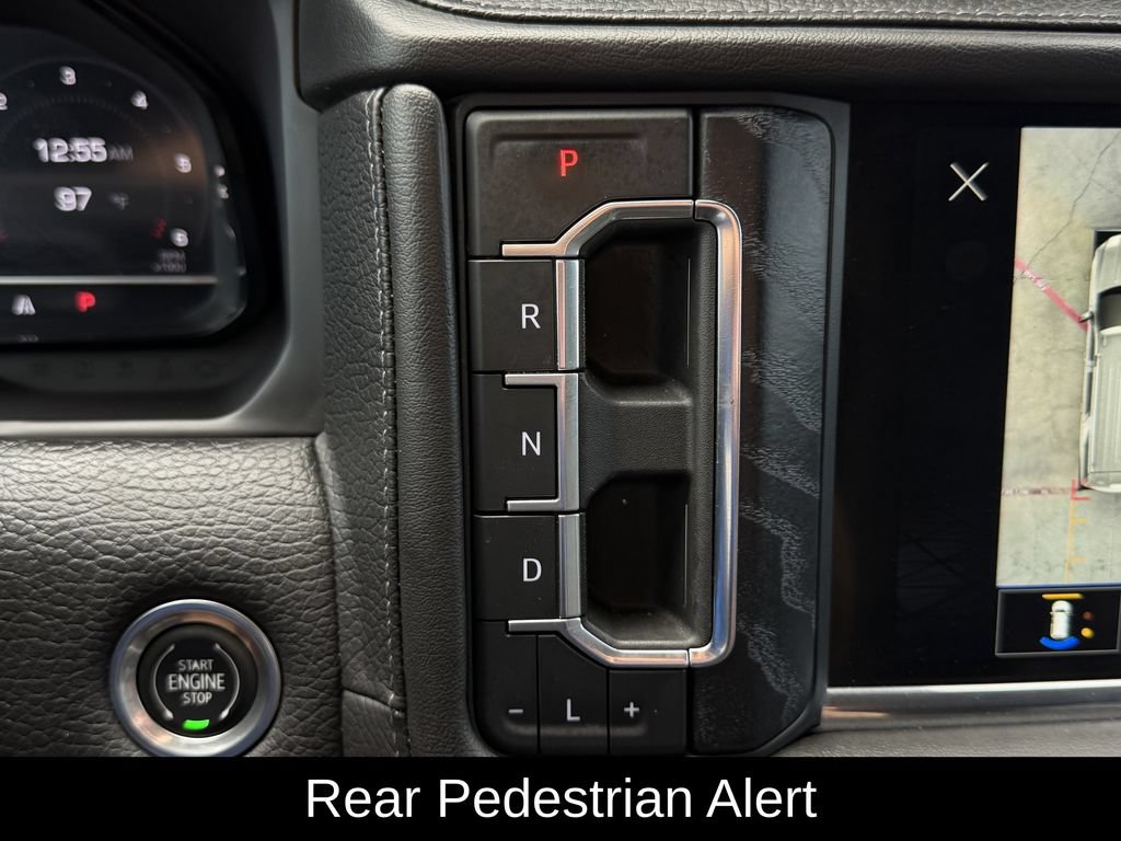Used 2022 GMC Yukon XL Denali RWD image 22
