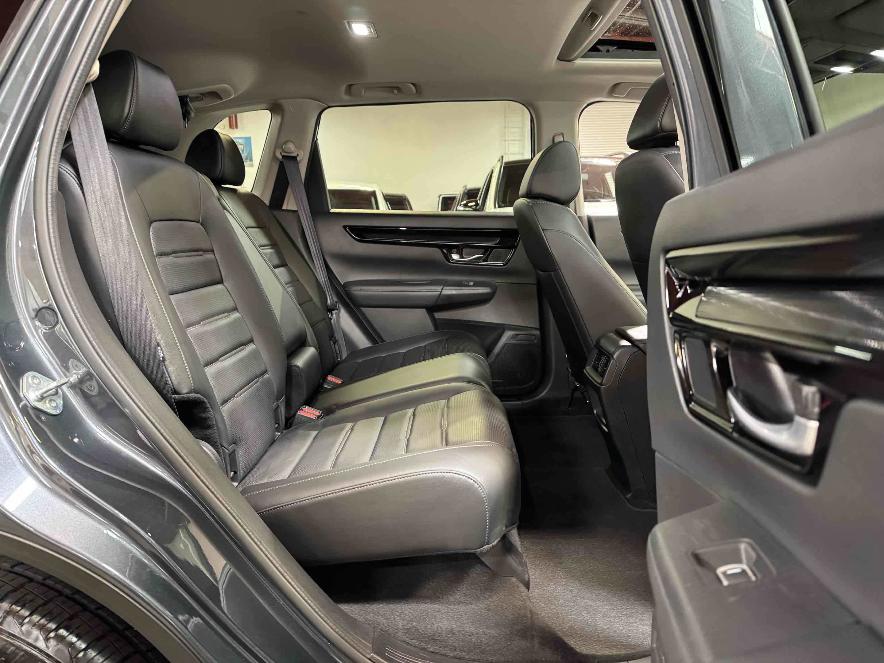 Used 2024 Honda CR-V EX-L image 37