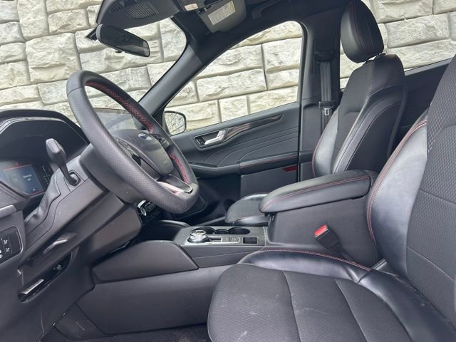 Used 2023 Ford Escape ST-Line w/ Tech Pack #1 image 8