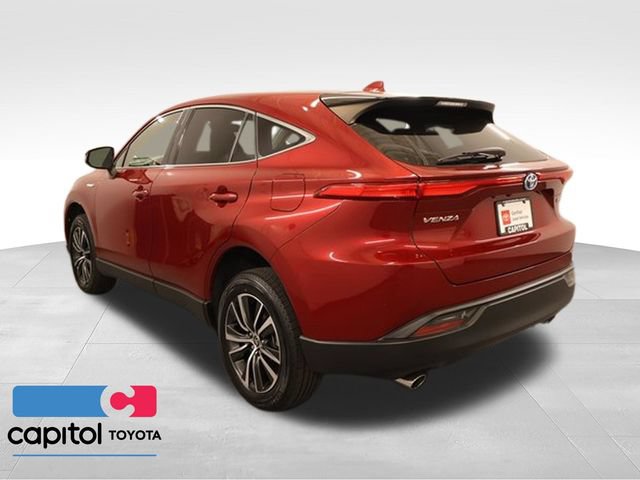 Certified 2021 Toyota Venza LE w/ Carpet Mat Package (TMS) AWD/4WD image 5