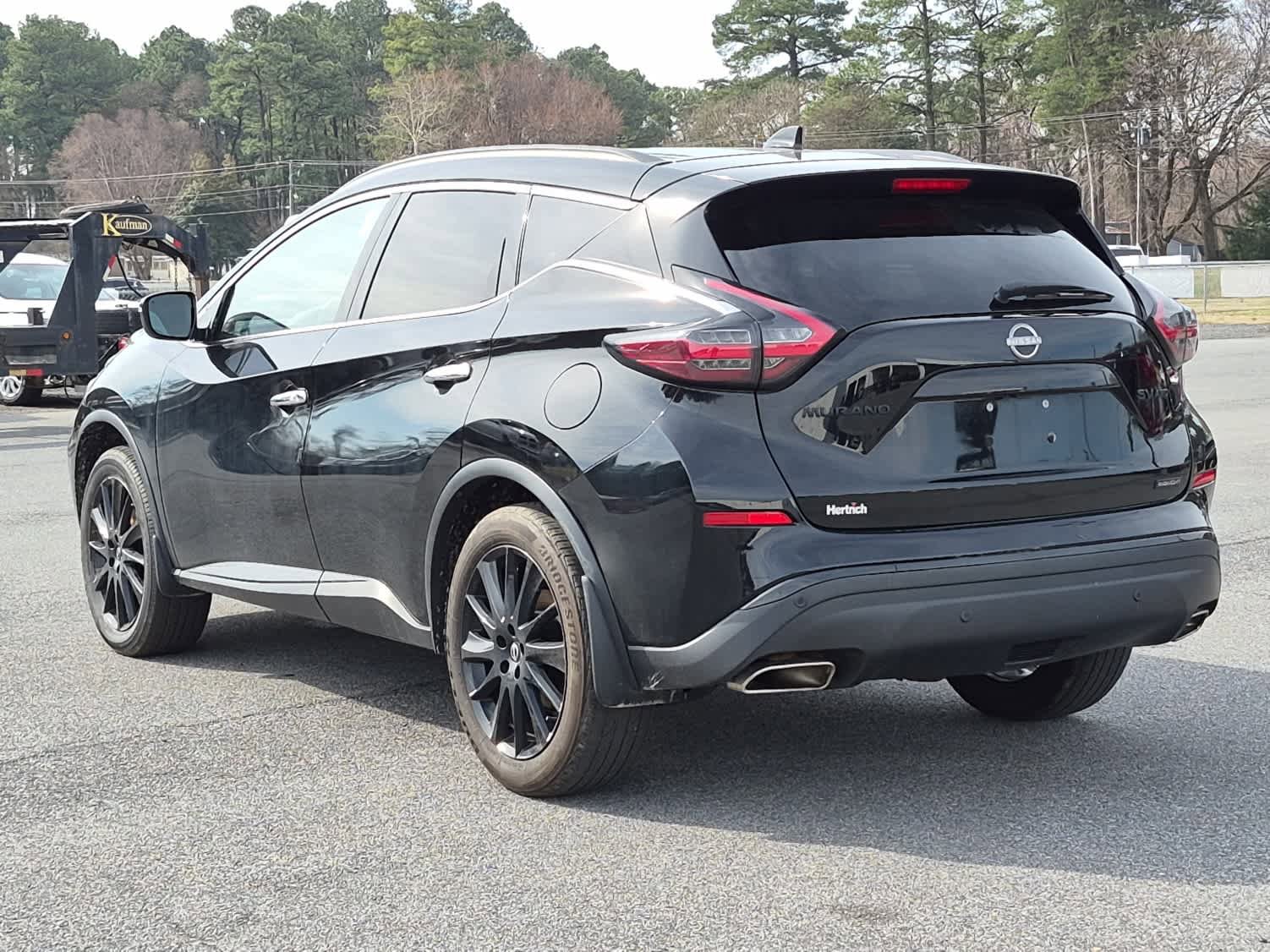 Used 2024 Nissan Murano SV w/ SV Midnight Edition Package image 4