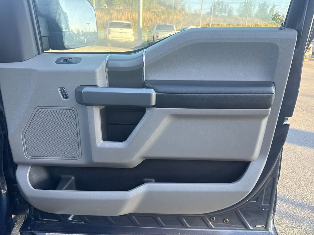 Used 2018 Ford F150 XLT w/ Equipment Group 302A Luxury AWD/4WD image 22