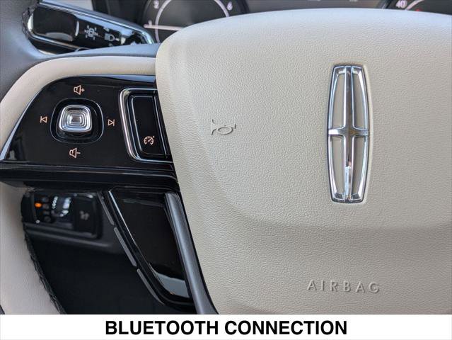 Used 2022 Lincoln Corsair Standard image 13