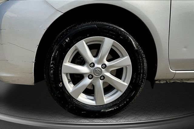 Used 2014 Nissan Versa SV w/ Convenience Package image 29