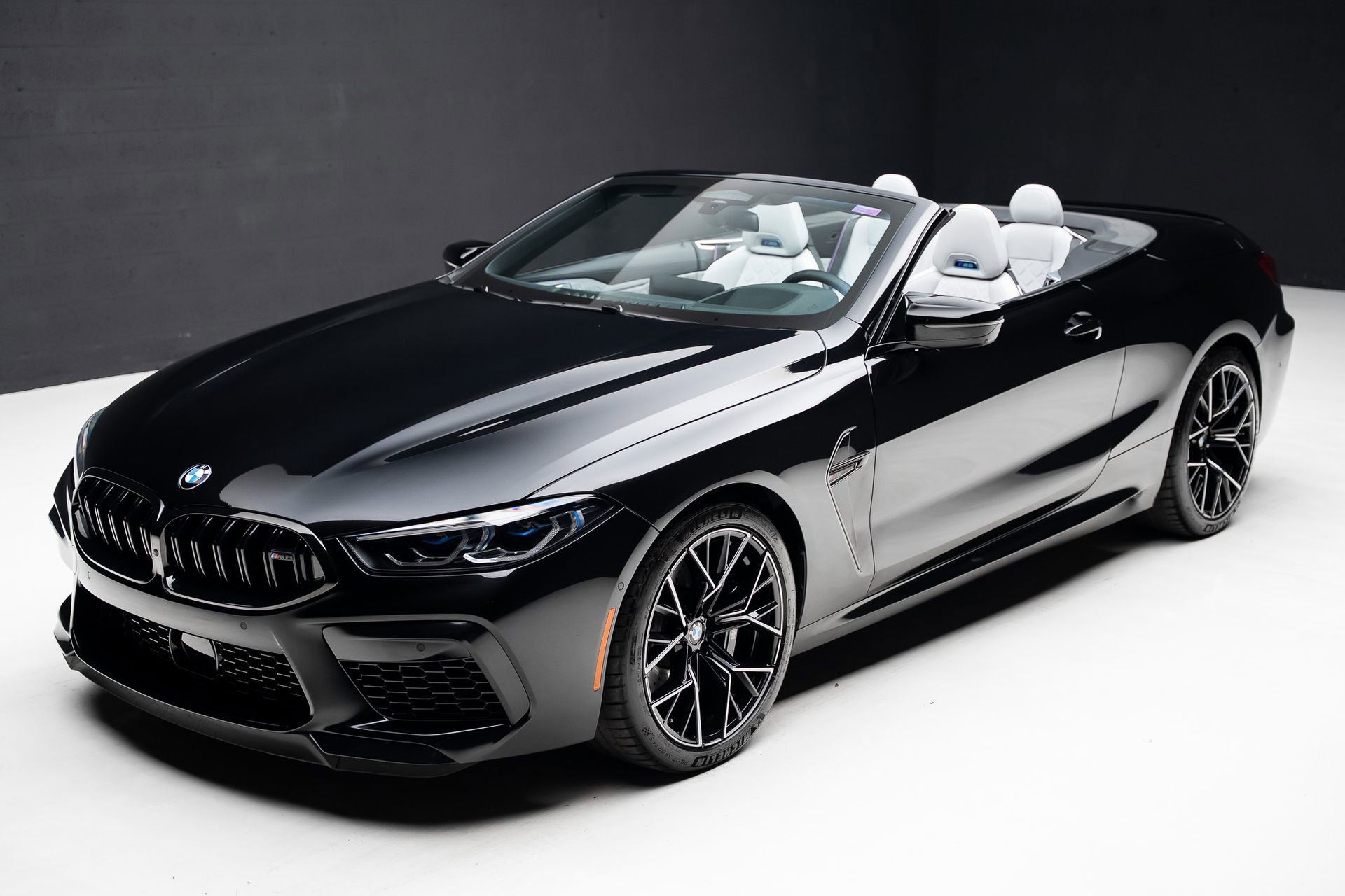 Used 2024 BMW M8 Competition image 7