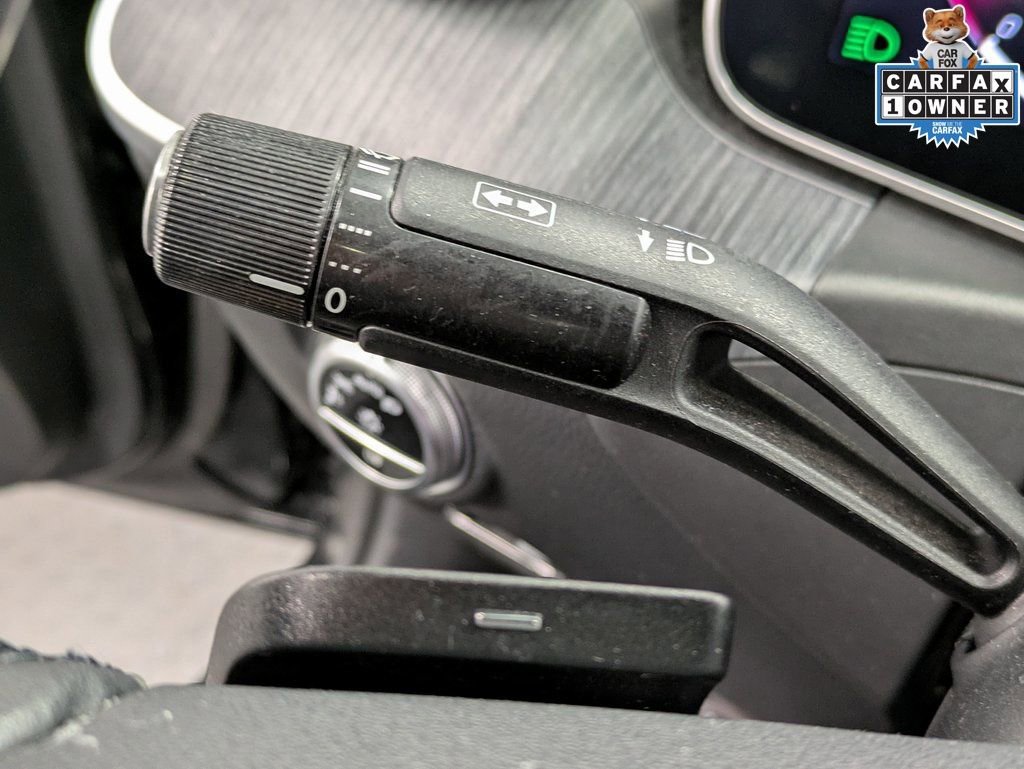 Used 2023 Mercedes-Benz C 300 4MATIC Sedan image 16