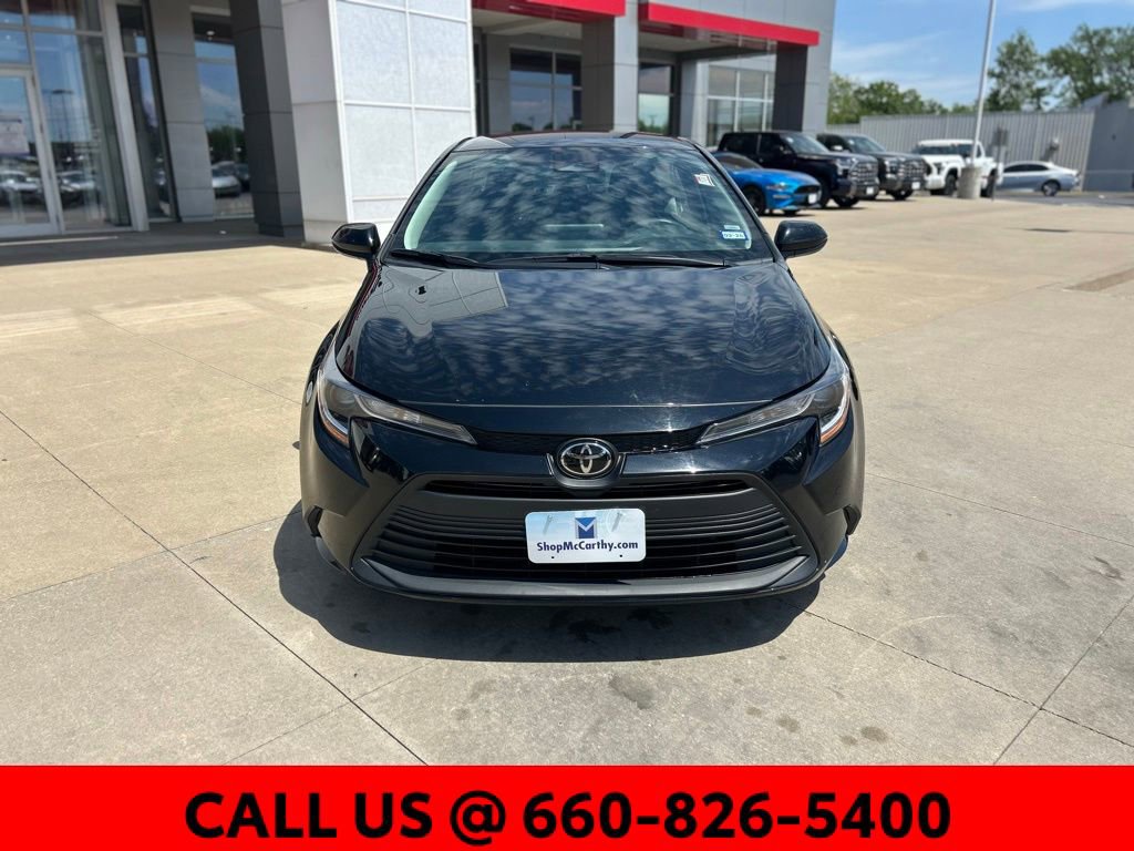 Used 2024 Toyota Corolla LE FWD image 2