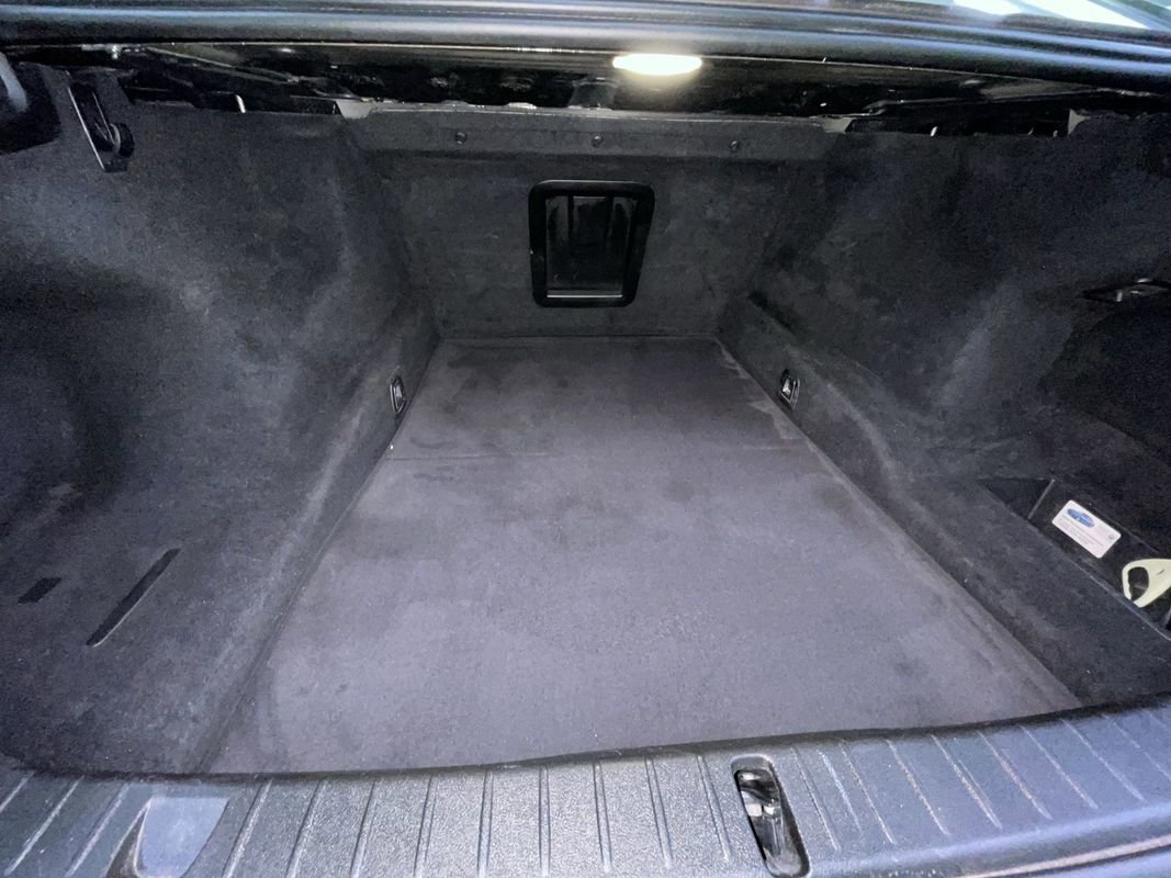 Used 2017 BMW 740i image 27