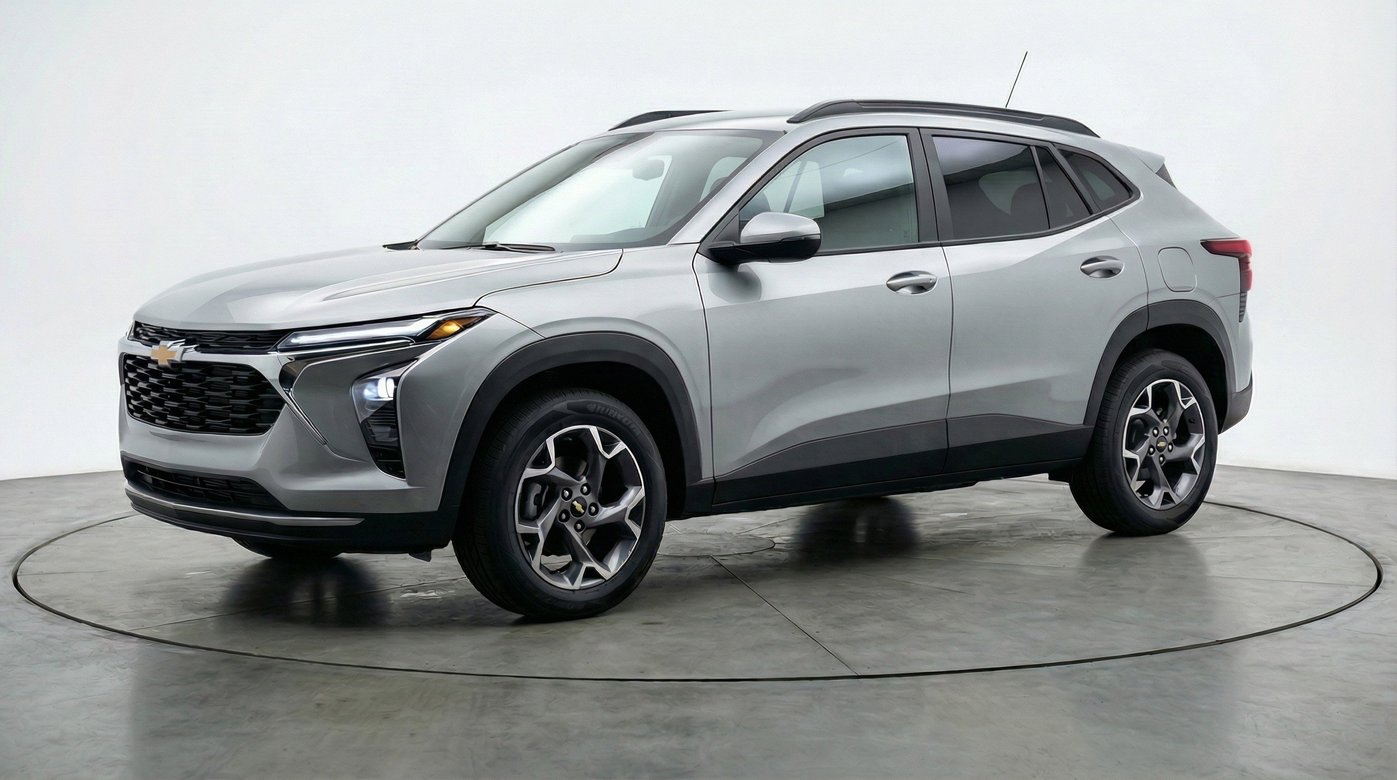 Used 2025 Chevrolet Trax LT image 3