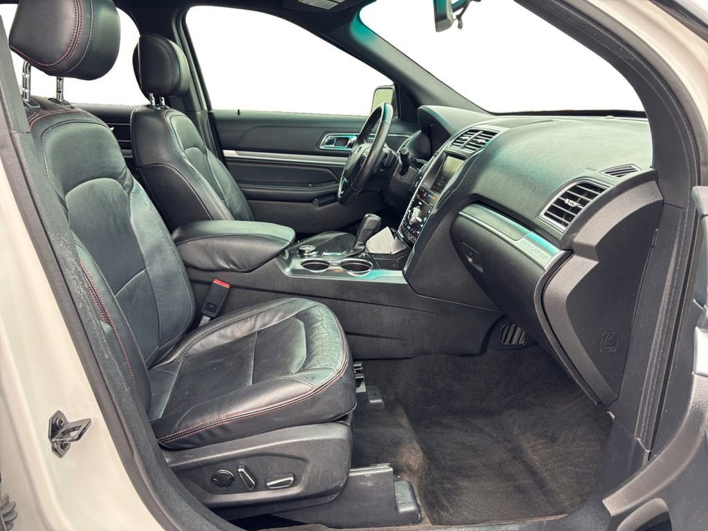 Used 2016 Ford Explorer Sport w/ Equipment Group 401A image 22