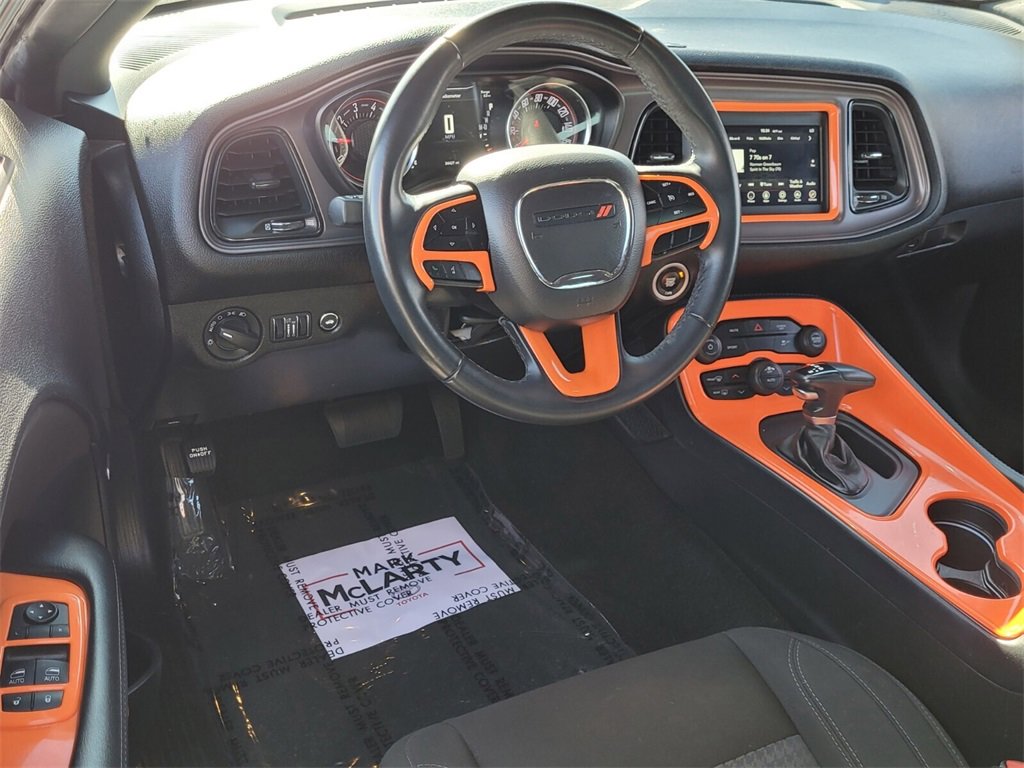 Used 2023 Dodge Challenger SXT image 7