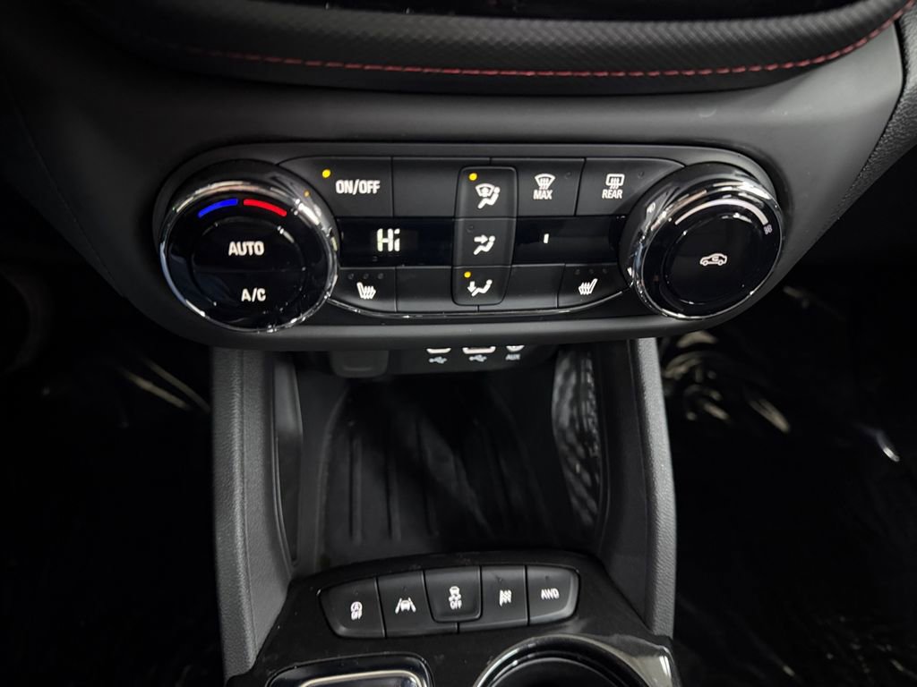 Used 2023 Chevrolet TrailBlazer RS w/ Convenience Package image 19