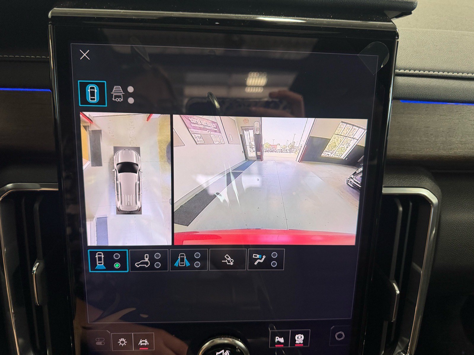 New 2027 GMC Acadia Denali Ultimate w/ LPO, Floor Liner Package AWD/4WD image 23