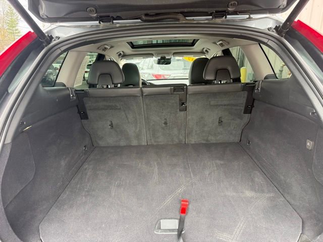 Used 2017 Volvo XC60 T6 Inscription image 8