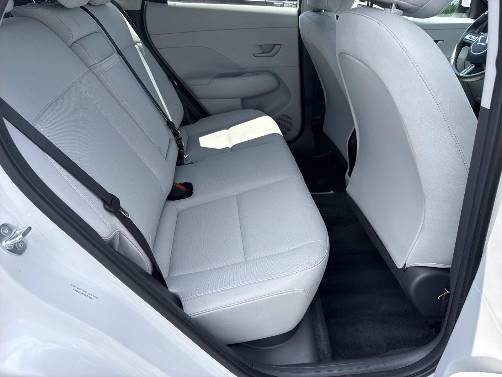 Used 2025 Hyundai Kona SEL AWD/4WD image 26
