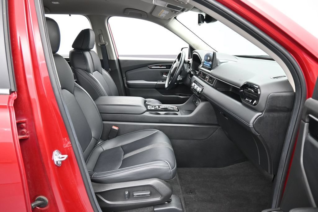 Used 2025 Honda Pilot EX-L image 38