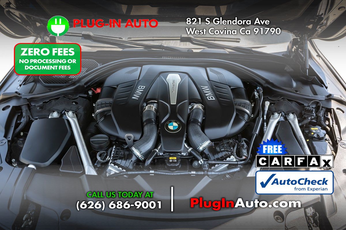 Used 2019 BMW 750i w/ Executive Package RWD image 13