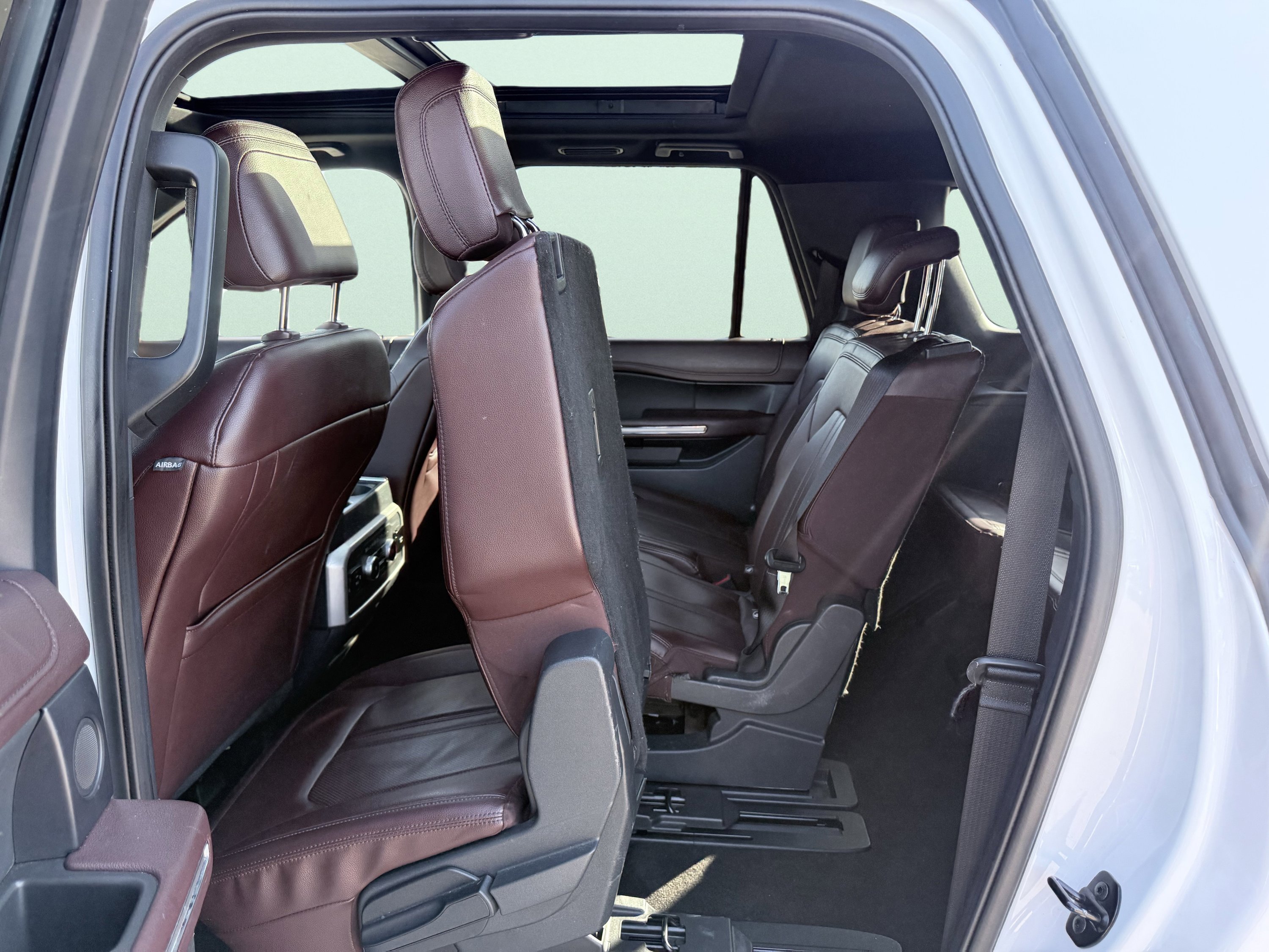 Used 2023 Ford Expedition Max Limited image 39