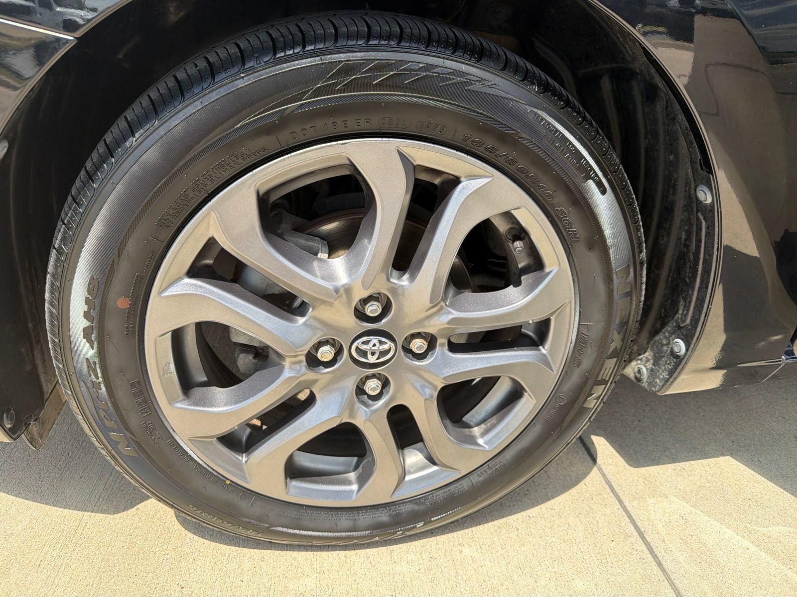 Used 2019 Toyota Yaris LE FWD image 12