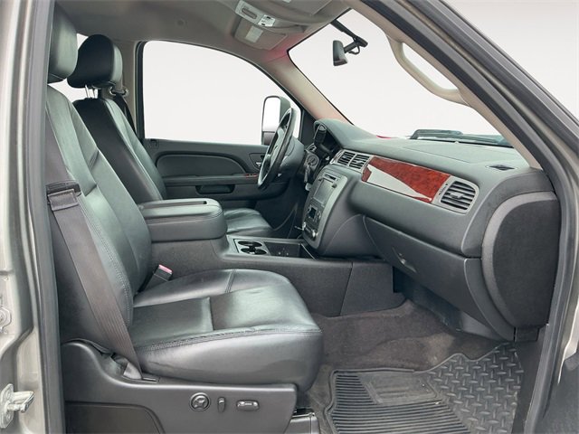 Used 2014 GMC Sierra 3500 SLT w/ SLT Convenience Package image 15