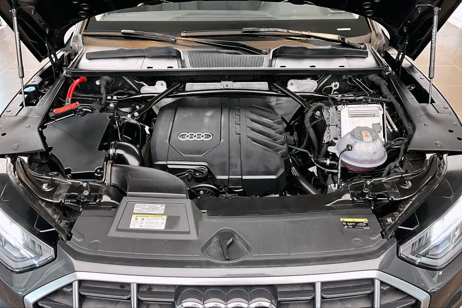 Used 2023 Audi Q5 2.0T Premium w/ Convenience Package AWD/4WD image 31