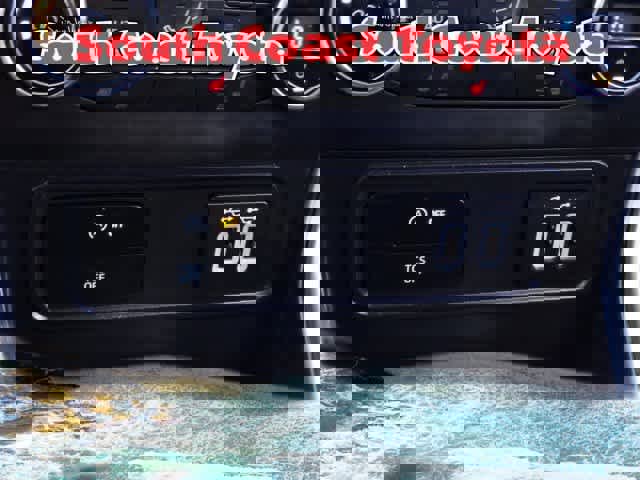 Used 2018 Ford EcoSport Titanium image 31