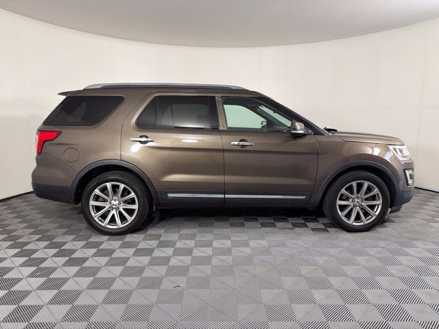 Used 2016 Ford Explorer Limited AWD/4WD image 5