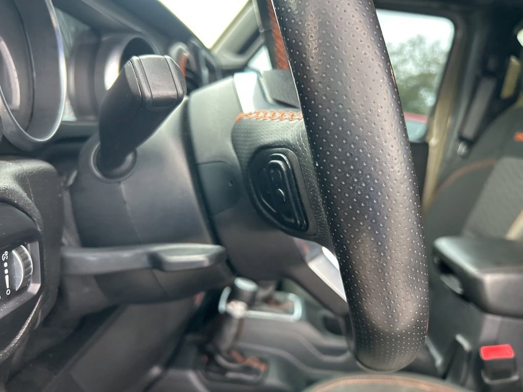 Used 2020 Jeep Gladiator Mojave w/ Trailer Tow Package image 37