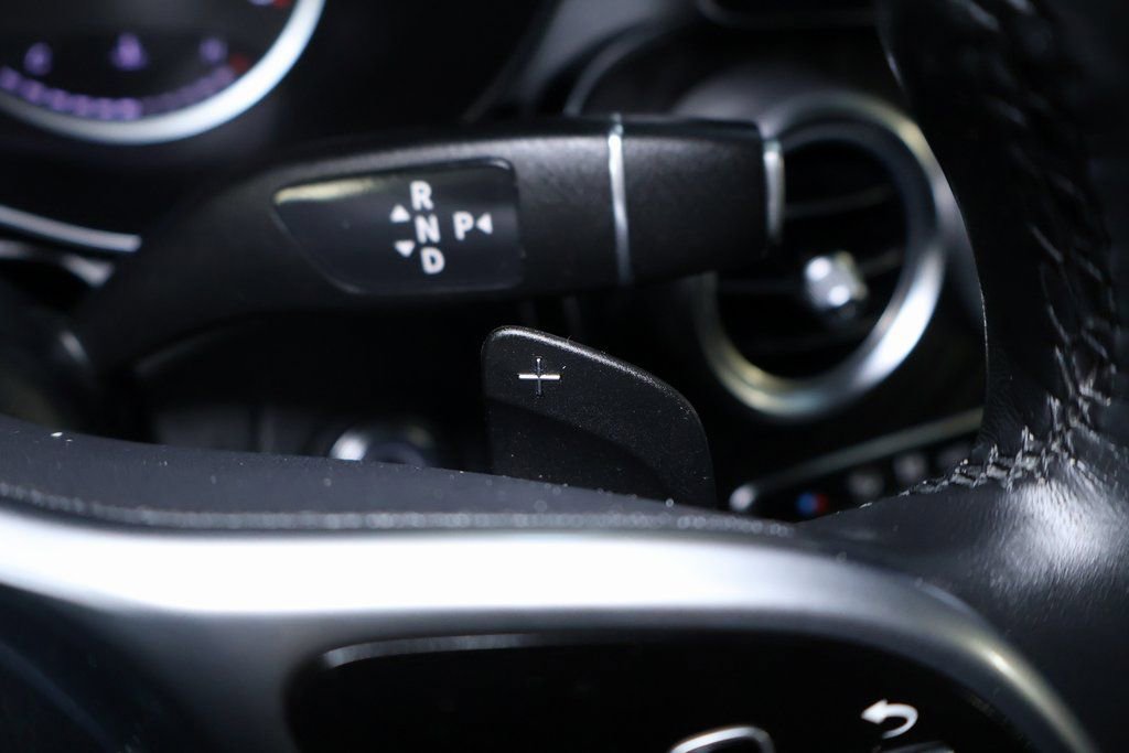 Used 2021 Mercedes-Benz GLC 300 4MATIC image 26