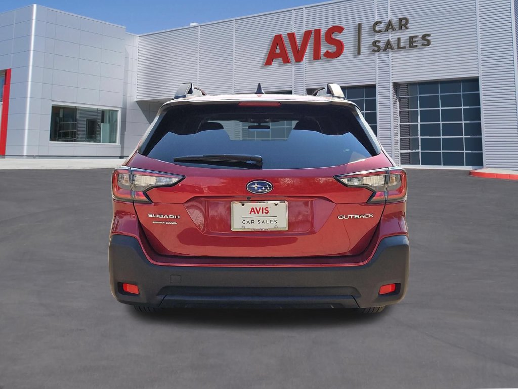 Used 2025 Subaru Outback Premium AWD/4WD image 6