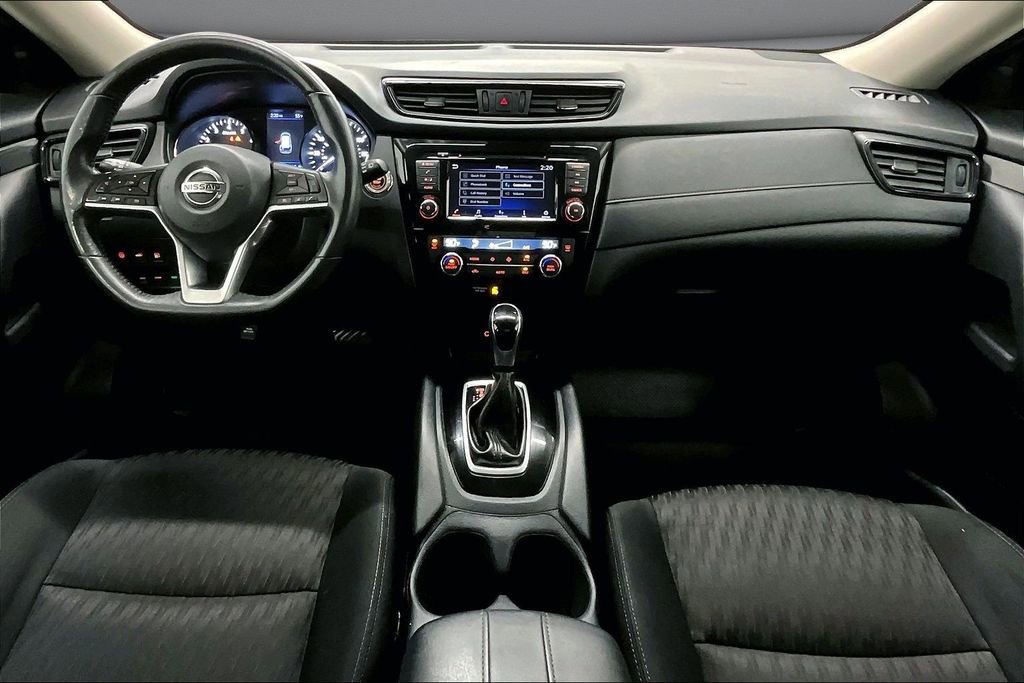 Used 2019 Nissan Rogue SV image 7