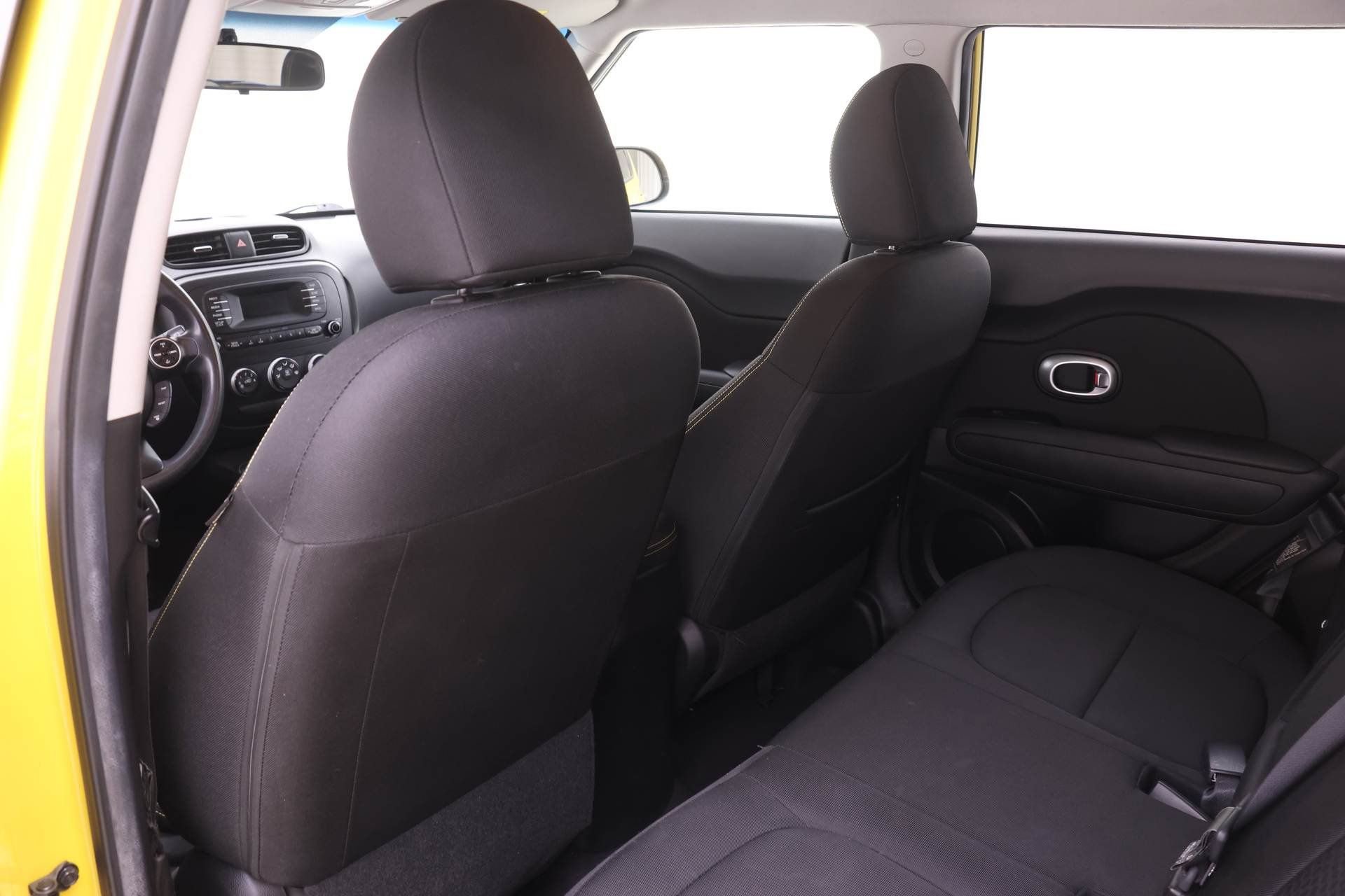 Used 2015 Kia Soul + image 11