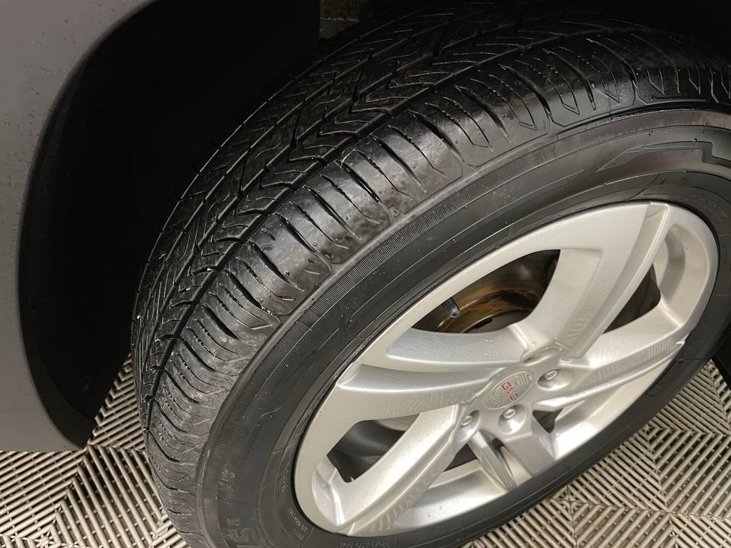 Certified 2018 GMC Terrain SLE w/ Driver Convenience Package image 48