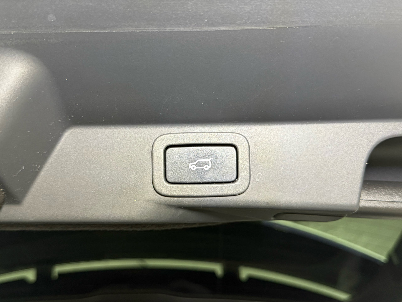 Used 2018 Land Rover Range Rover Sport Supercharged image 47