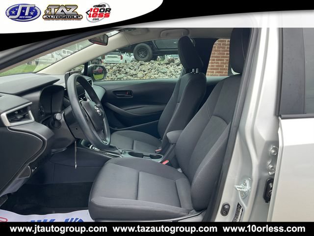 Used 2025 Toyota Corolla LE FWD image 10