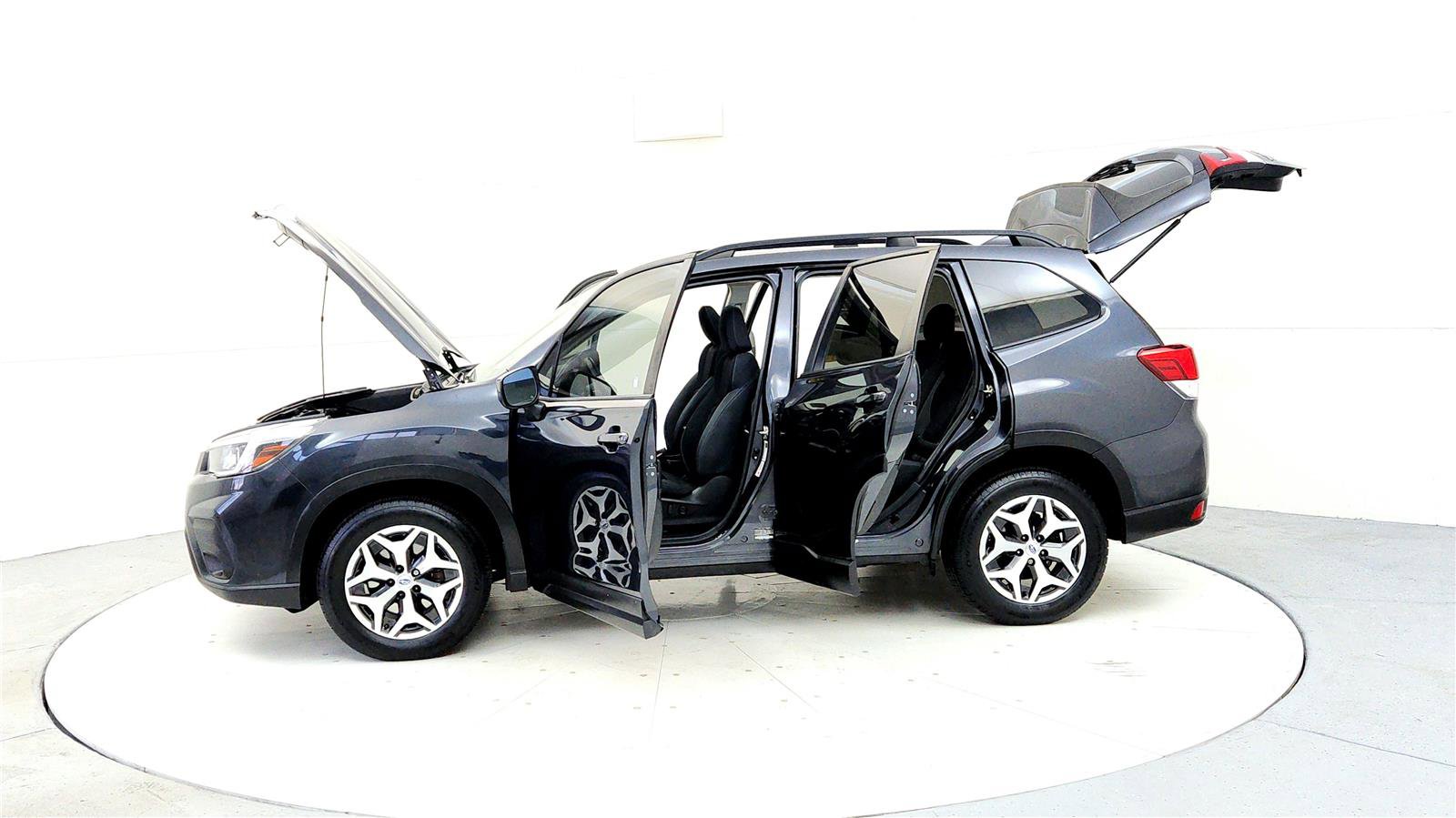 Used 2019 Subaru Forester Premium image 10