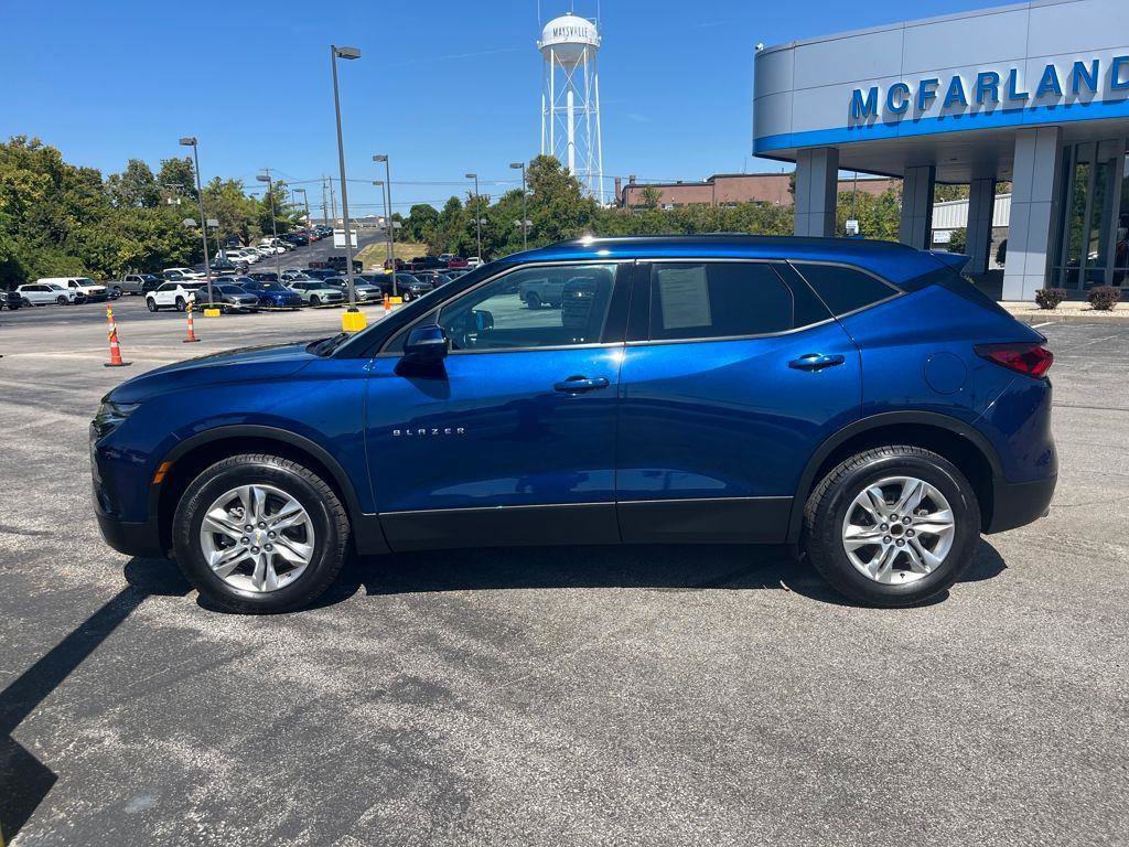 Used 2022 Chevrolet Blazer LT image 2