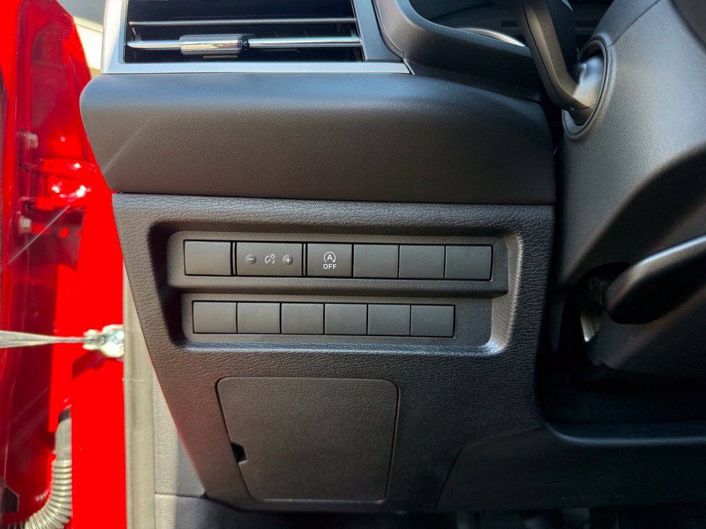 New 2026 Mitsubishi Outlander LE FWD image 29